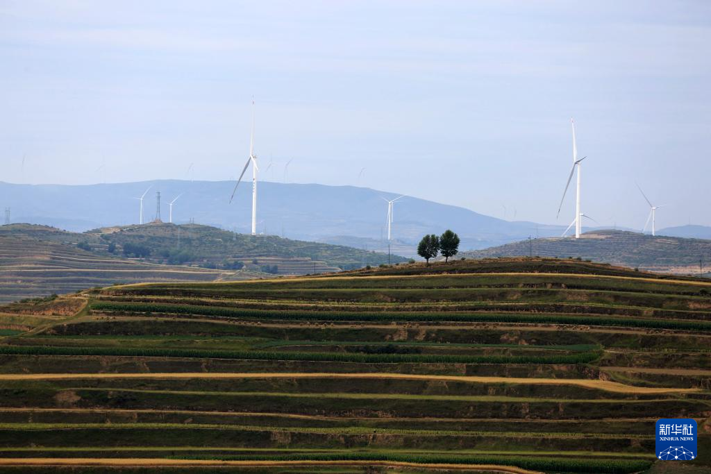 陇中黄土高原崛起风电基地(图2)