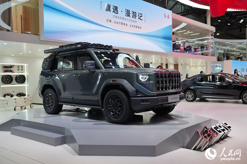 汽博会上展示的新款车。人民网记者 李洋摄