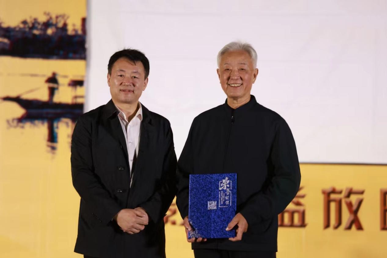 乡村电影点亮安徽颍上“平原水乡”丰收夜景(图3)