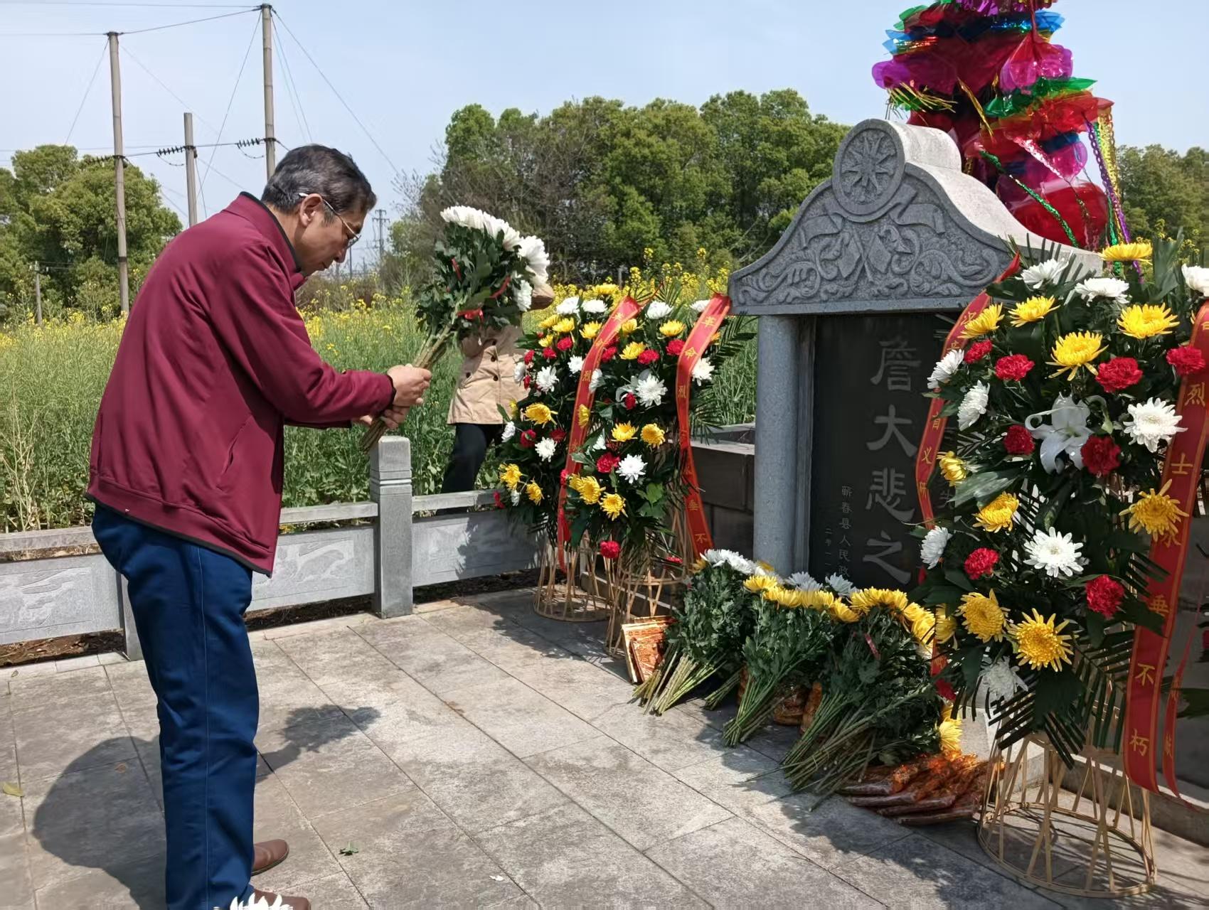辛亥革命烈士后裔到湖北蕲春开展祭拜詹大悲烈士系列活动