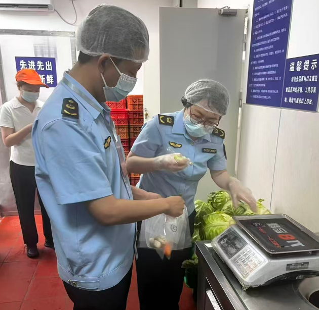 即墨区市场监管局靶向抽检护航开学季校园食品安全