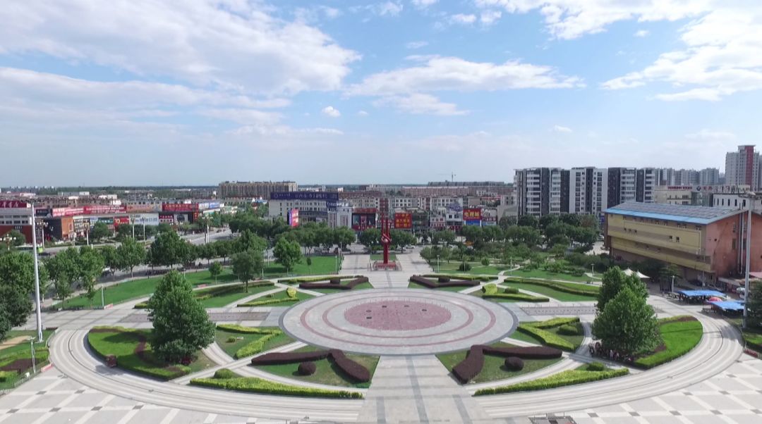 园东兴南街与冠云中路交叉口西南角范阳街角游园范阳路与东兴街交叉口